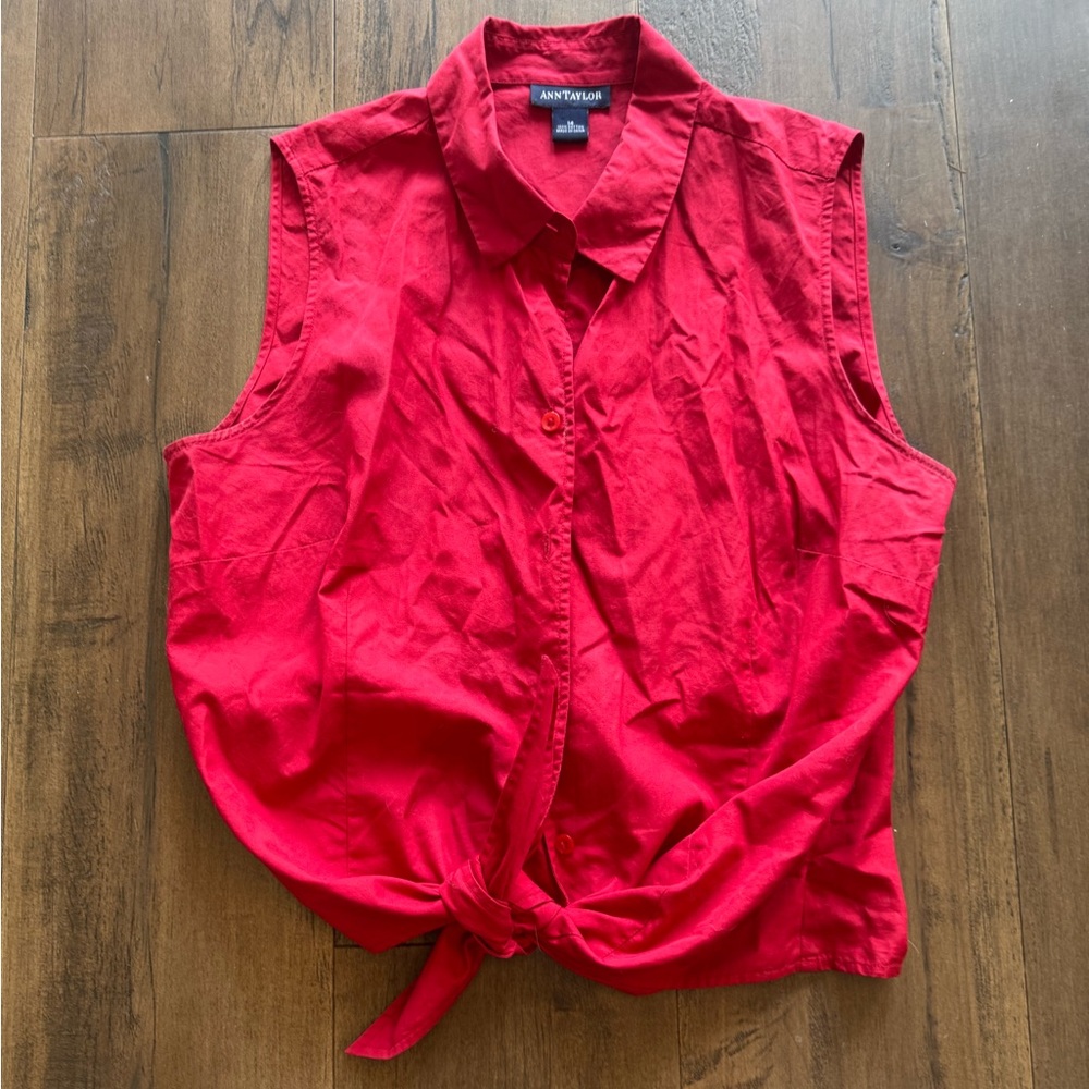 Ann Taylor Red Sleeveless Tie-Front blouse